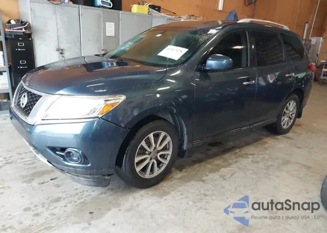 2015 Nissan Pathfinder S z USA, uszkodzony, nr VIN 5N1AR2MN3FC716762